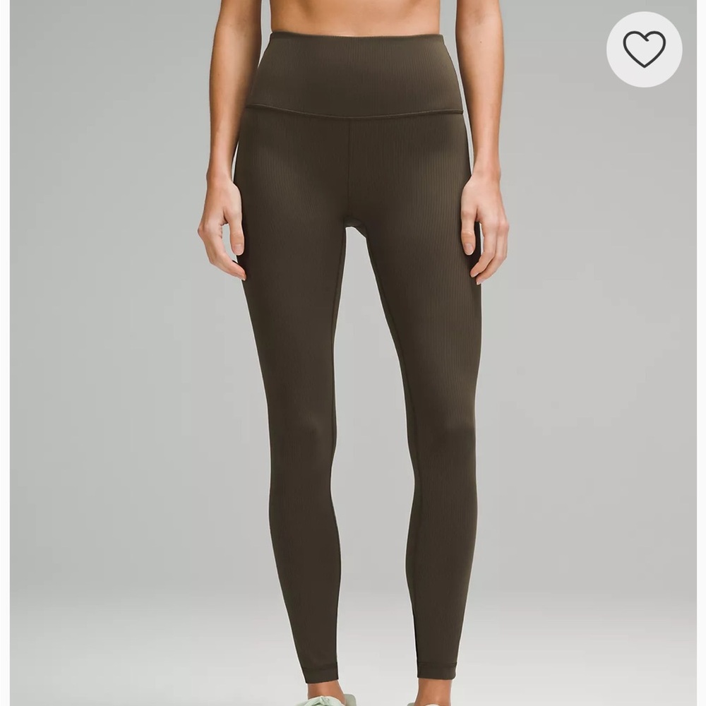 NEVER WORN BEFORE! Lululemon Wunder Under size 4 leggings 28” in Dark Olive.